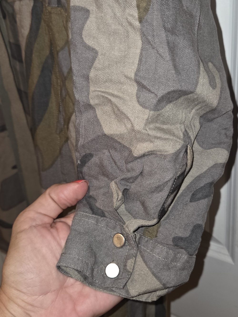 Japna Olive and Gray Camo Shirt Dress with Tie Waist - Picture 5 of 8